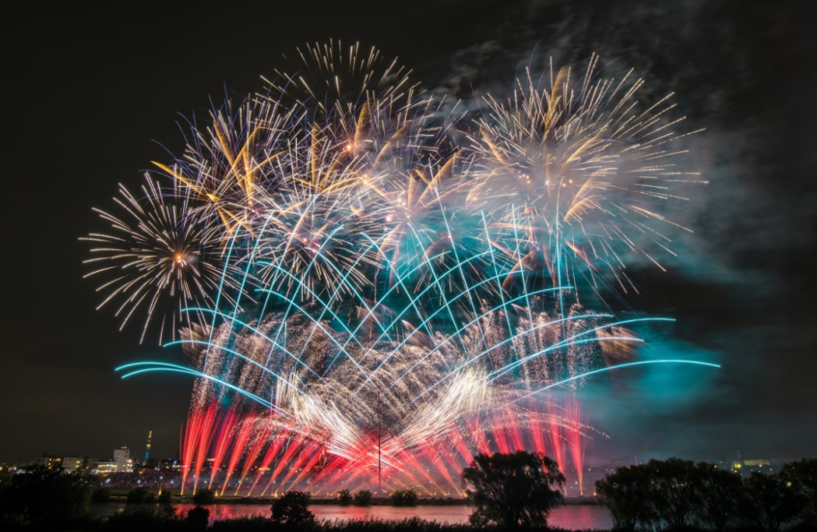 2025 Fukuoka Fireworks Festivals in Japan Conclude Successfully