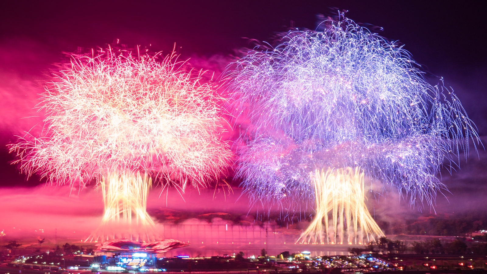Liuyang Hosts May Fourth Themed Fireworks Show