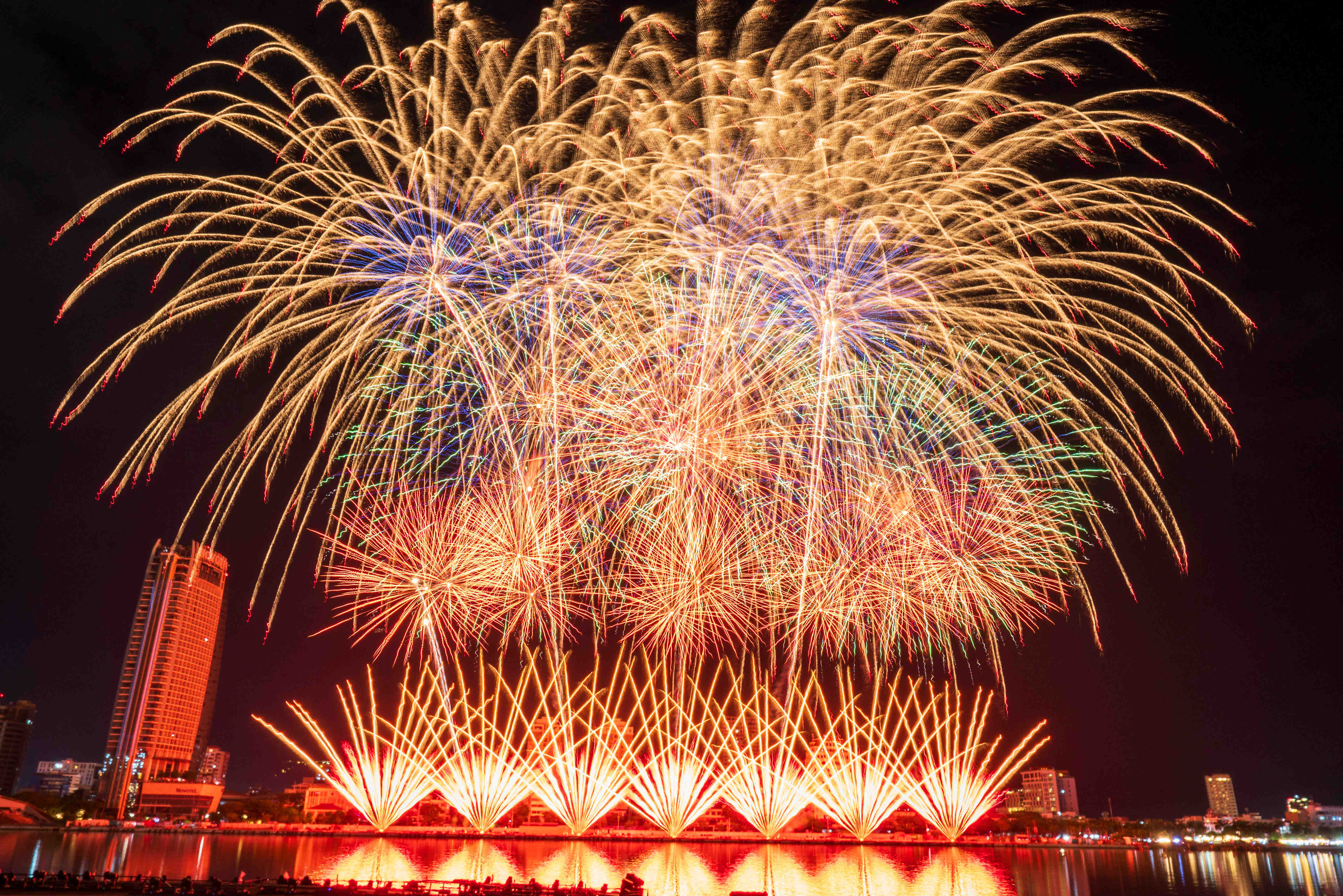 Da Nang International Fireworks Festival 1.jpg