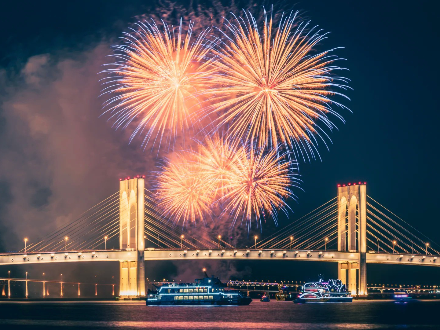 China's 2026 National Day Fireworks Spectacular